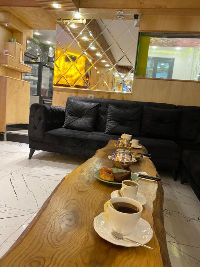 GANJ Hotel Istanboel Buitenkant foto